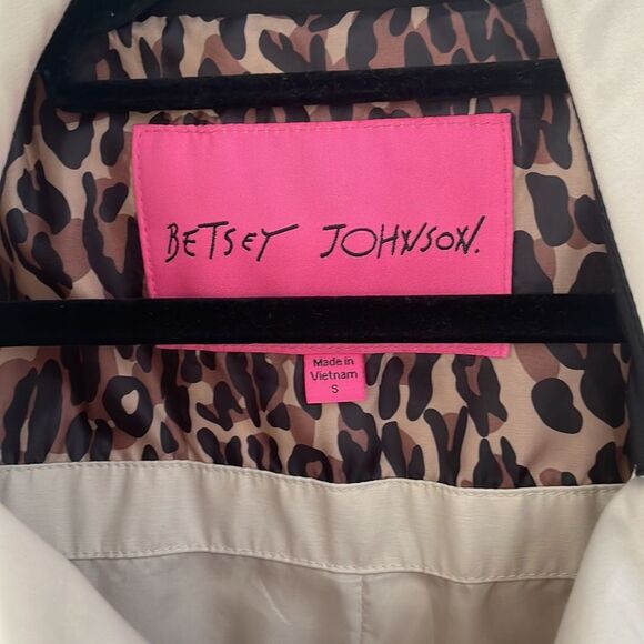 BETSEY JOHNSON women’s beige ruffle collar double breasted trench coat no belt S - Picture 5 of 16